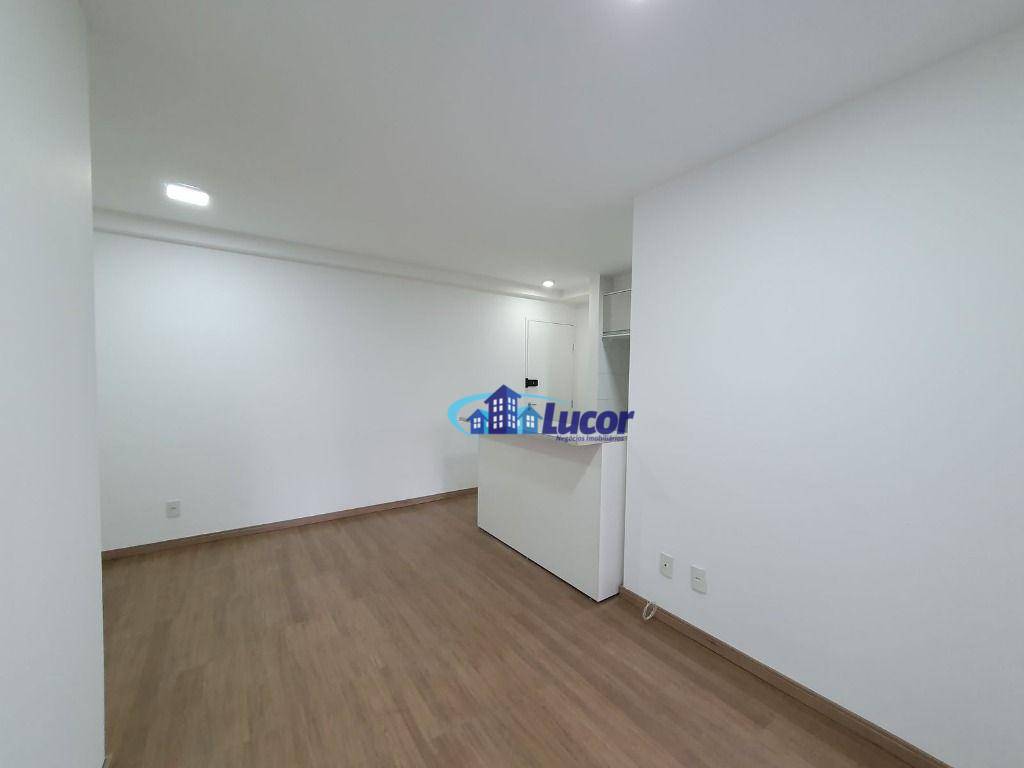 Apartamento à venda com 2 quartos, 60m² - Foto 27