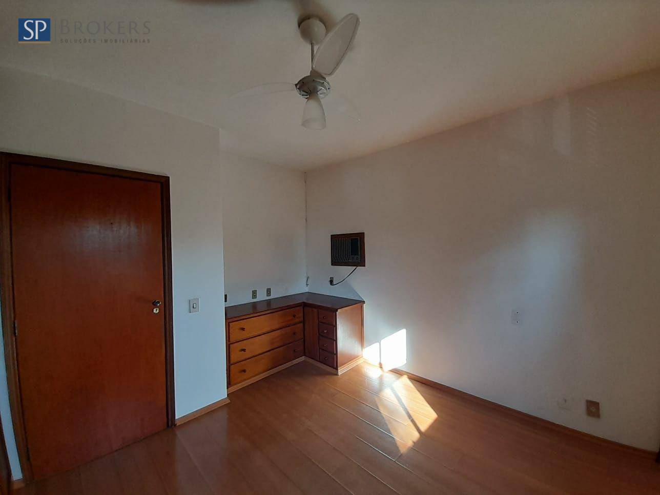 Casa de Condomínio à venda com 5 quartos, 290m² - Foto 30