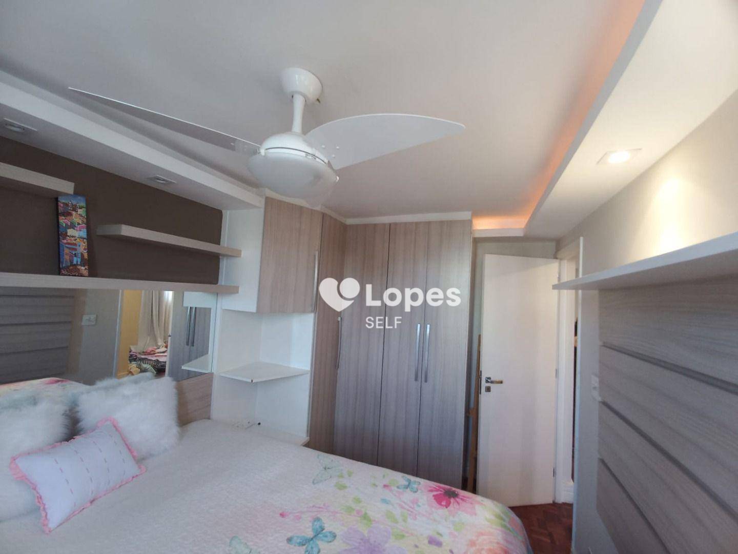 Apartamento à venda com 2 quartos, 68m² - Foto 4