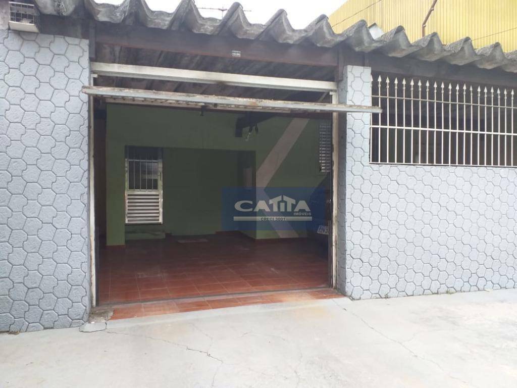 Casa à venda com 2 quartos, 200m² - Foto 1