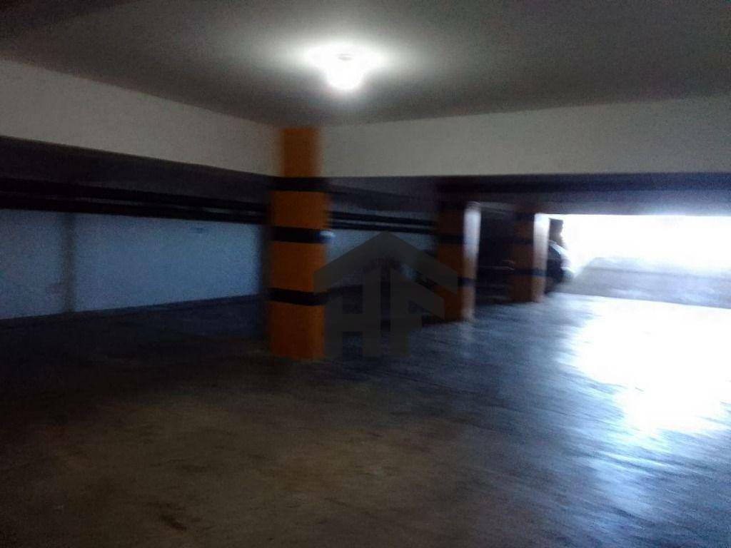 Apartamento à venda com 3 quartos, 160m² - Foto 7