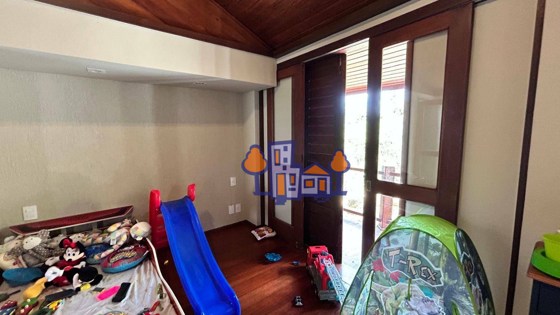 Casa de Condomínio à venda com 3 quartos, 207m² - Foto 28