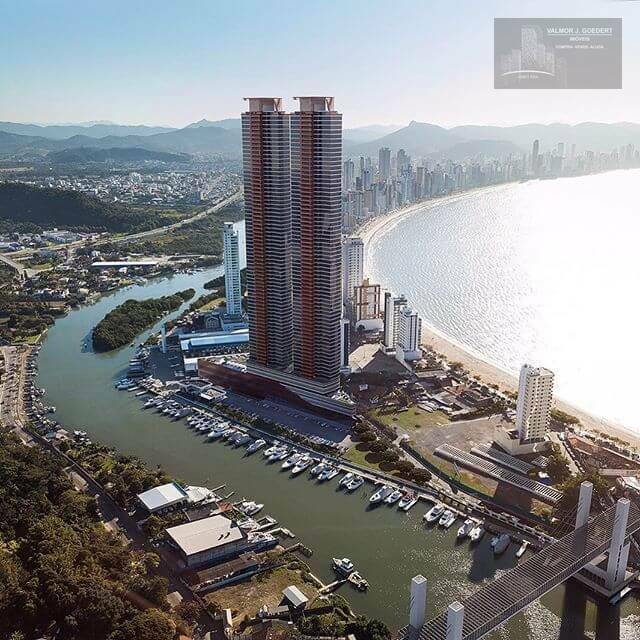 Apartamento à venda com 4 quartos, 257m² - Foto 6