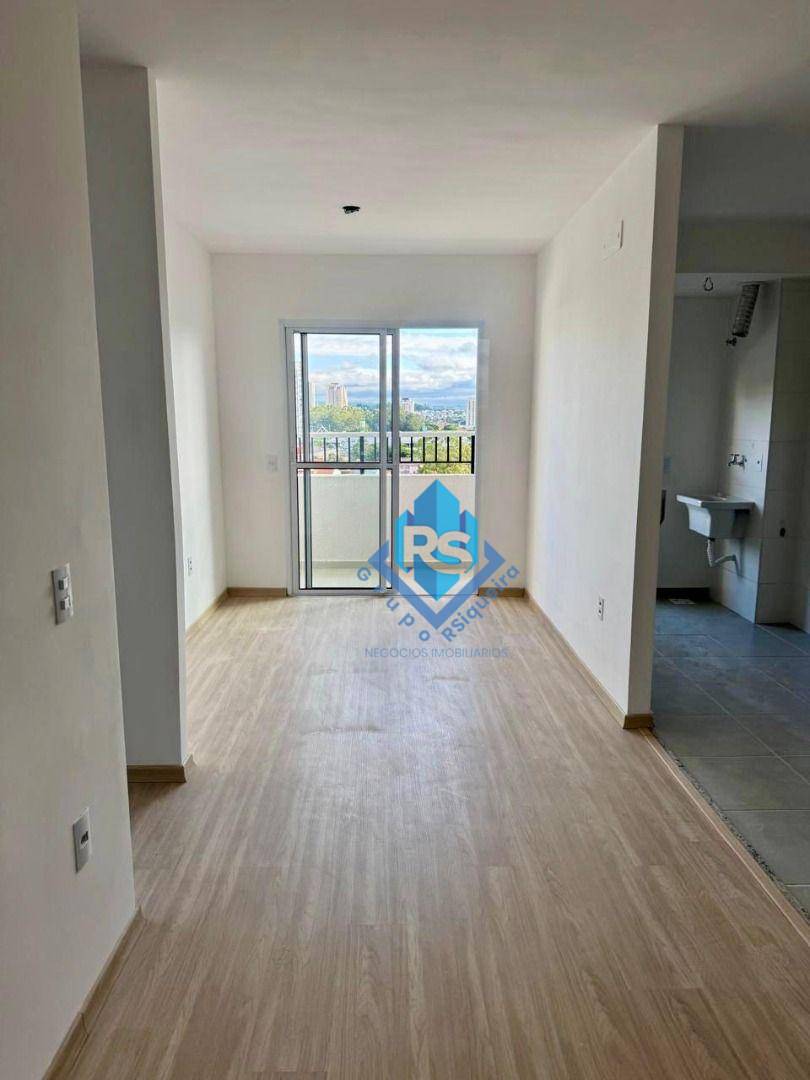 Apartamento à venda com 2 quartos, 61m² - Foto 3