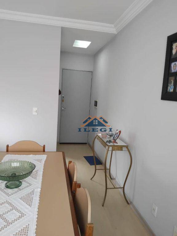 Apartamento à venda com 2 quartos, 60m² - Foto 5