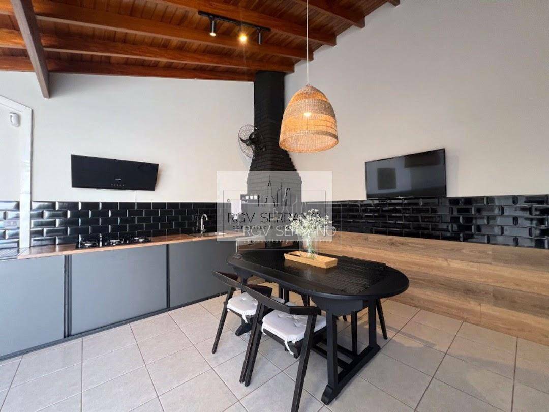 Casa à venda e aluguel com 5 quartos, 300m² - Foto 38