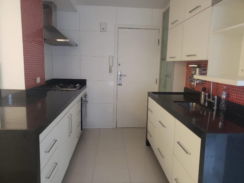 Apartamento à venda com 2 quartos, 98m² - Foto 12