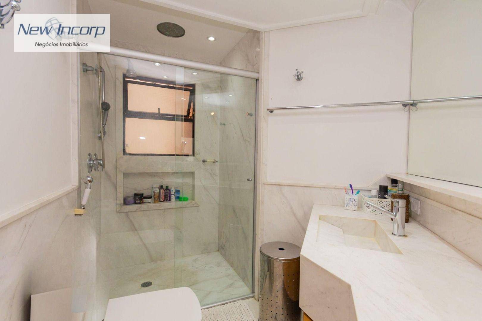 Apartamento à venda e aluguel com 3 quartos, 189m² - Foto 23