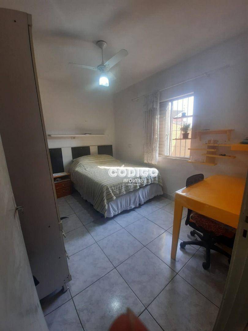 Apartamento à venda com 2 quartos, 70m² - Foto 19