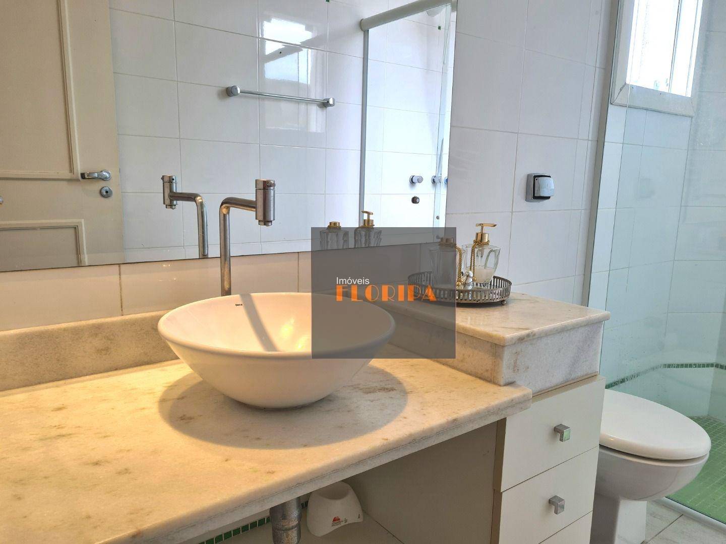 Casa à venda com 4 quartos, 217m² - Foto 26