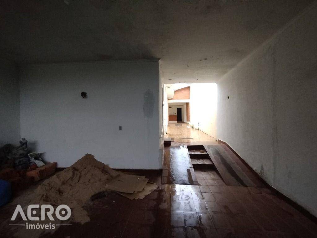 Casa, 6 quartos, 219 m² - Foto 5