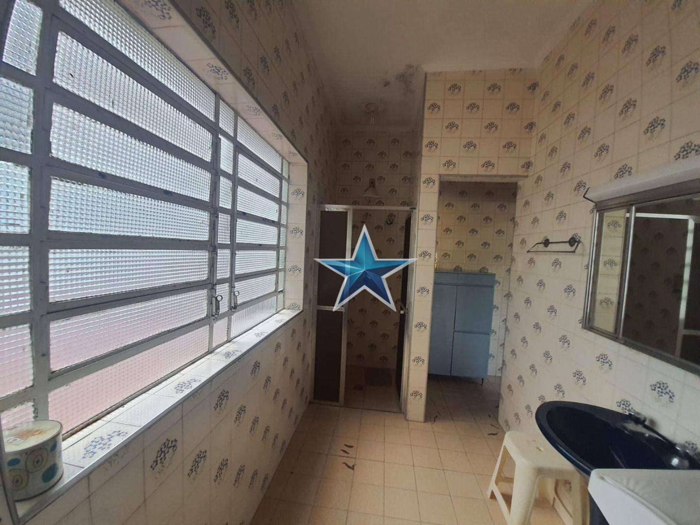 Sobrado à venda com 4 quartos, 300m² - Foto 33