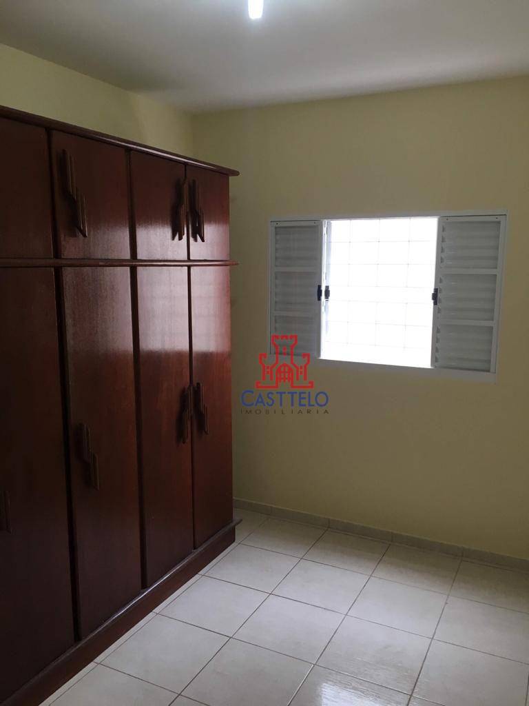 Casa à venda com 2 quartos, 62m² - Foto 15