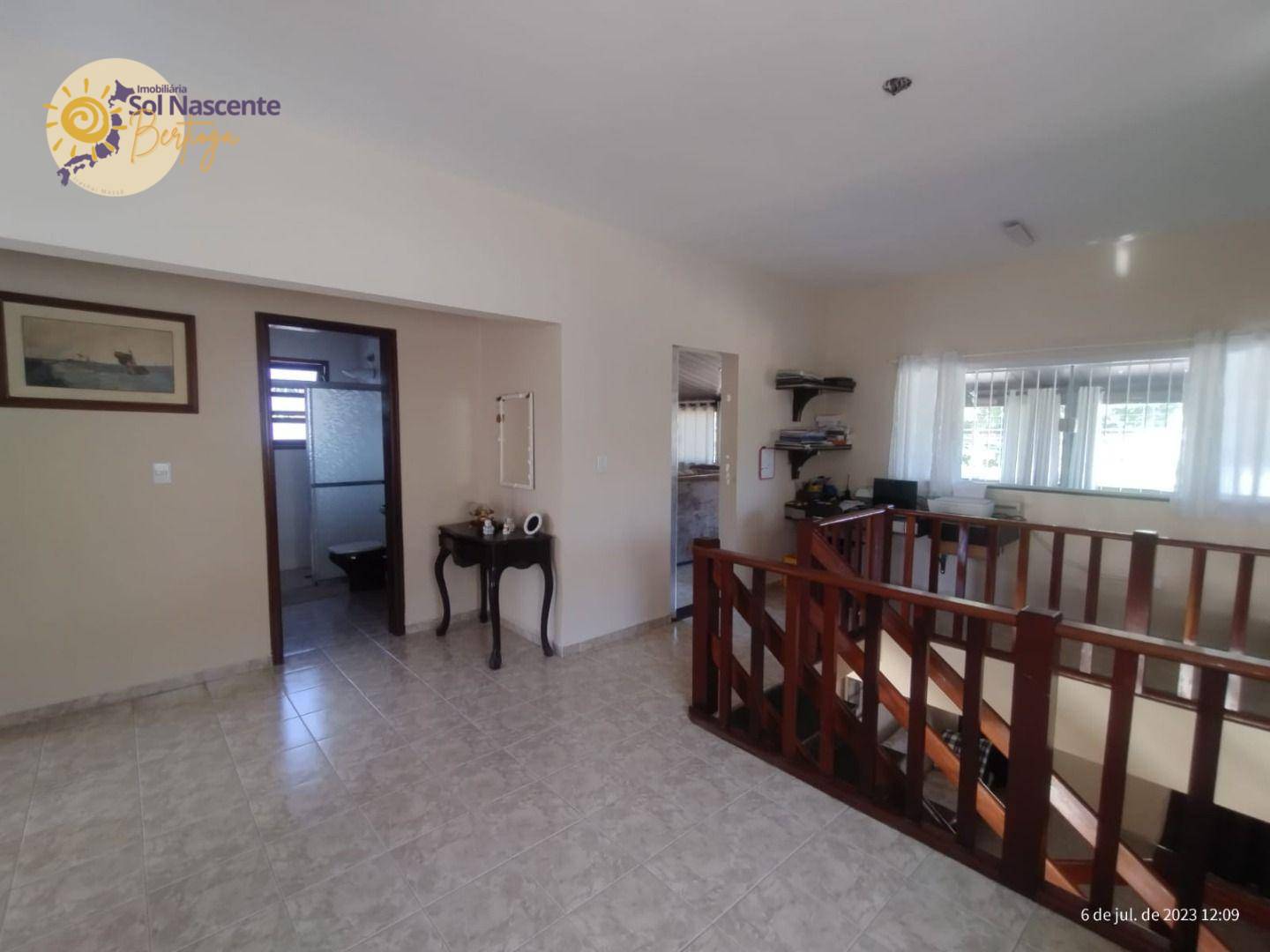 Casa à venda com 3 quartos, 340m² - Foto 8