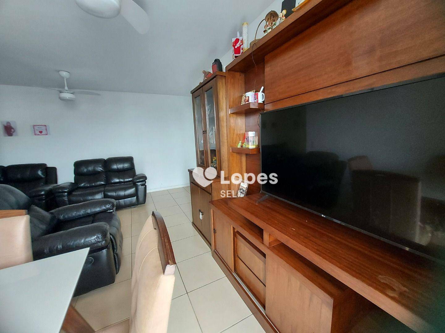 Apartamento à venda com 3 quartos, 90m² - Foto 4