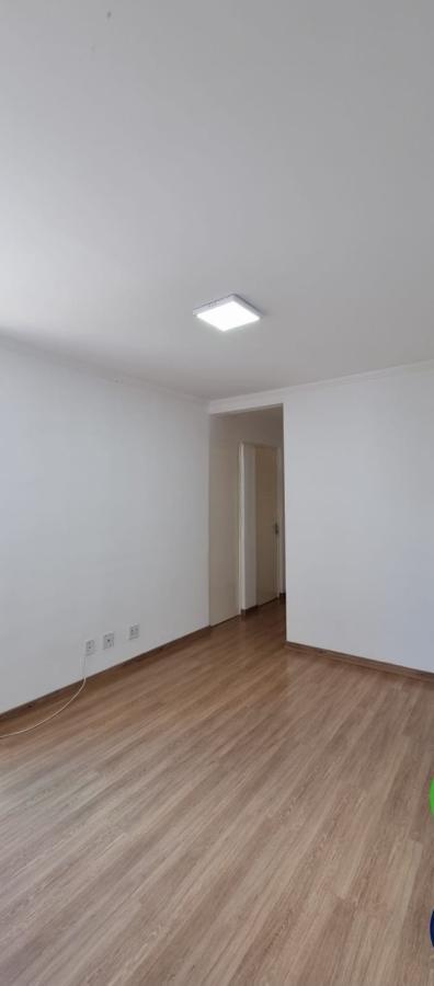 Apartamento à venda com 2 quartos, 48m² - Foto 2