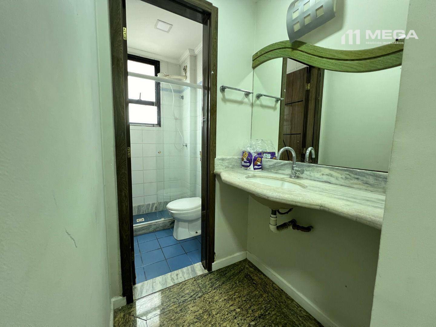 Apartamento à venda com 4 quartos, 200m² - Foto 8