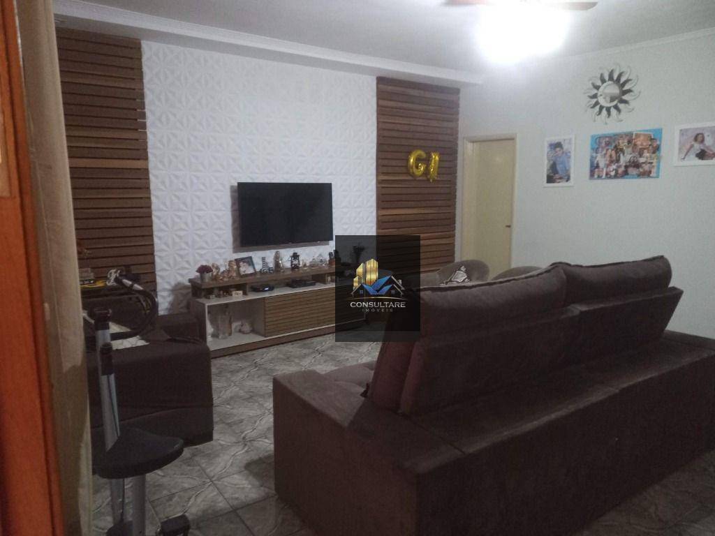 Casa à venda com 3 quartos, 190m² - Foto 3