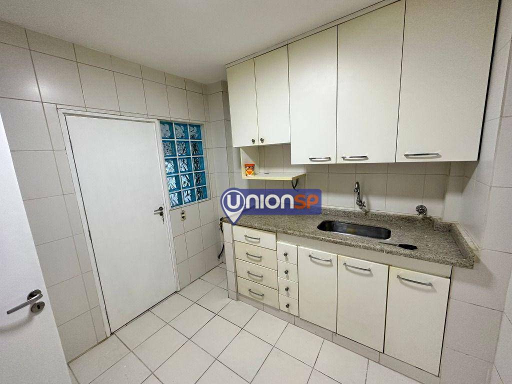 Apartamento à venda com 2 quartos, 66m² - Foto 11