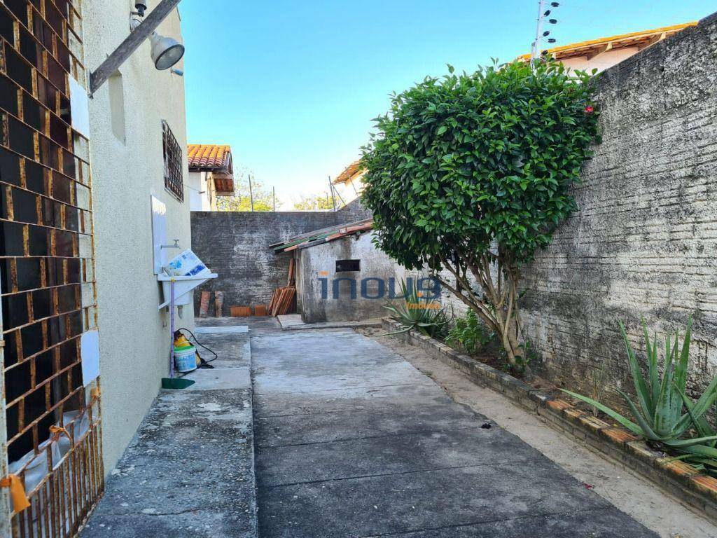 Casa à venda com 3 quartos, 800m² - Foto 13