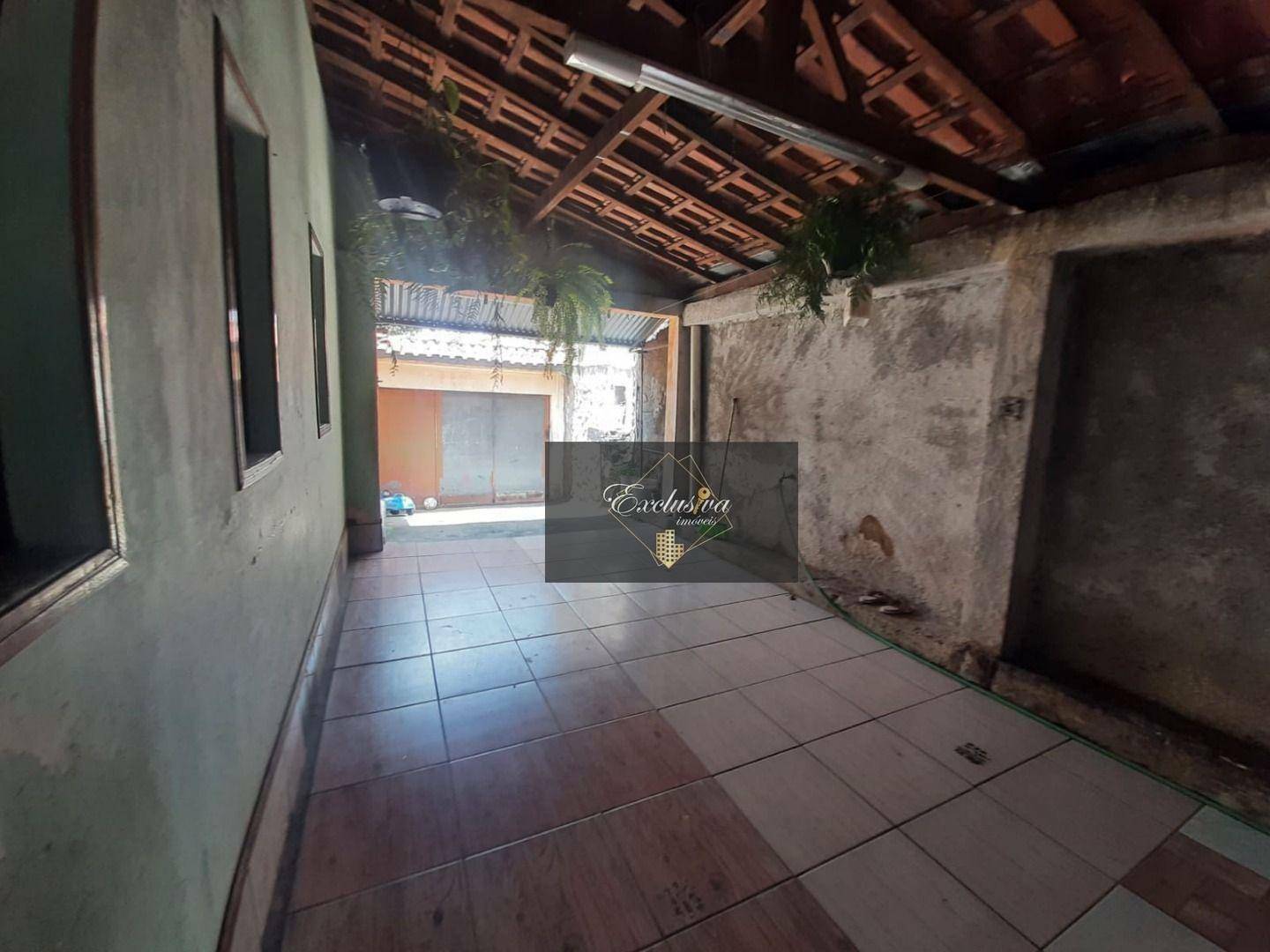 Casa à venda com 6 quartos, 145m² - Foto 14