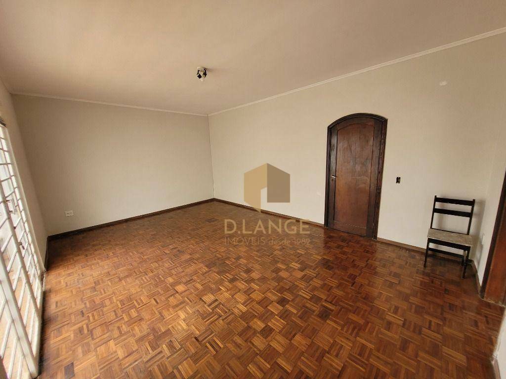 Casa à venda com 3 quartos, 235m² - Foto 23