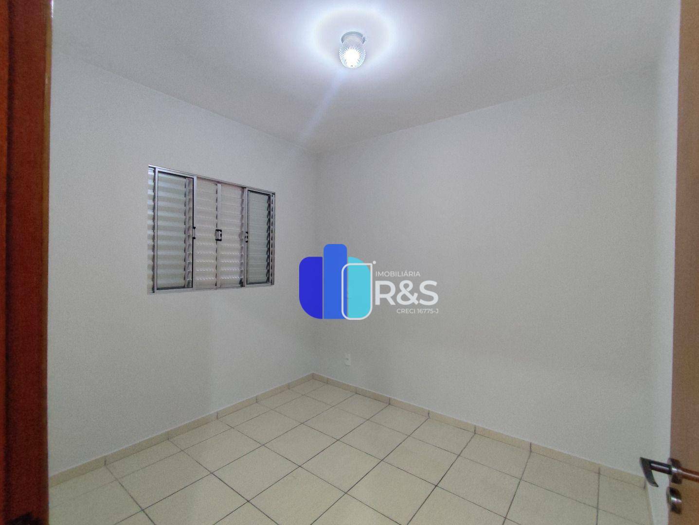 Apartamento para alugar com 3 quartos, 70m² - Foto 9