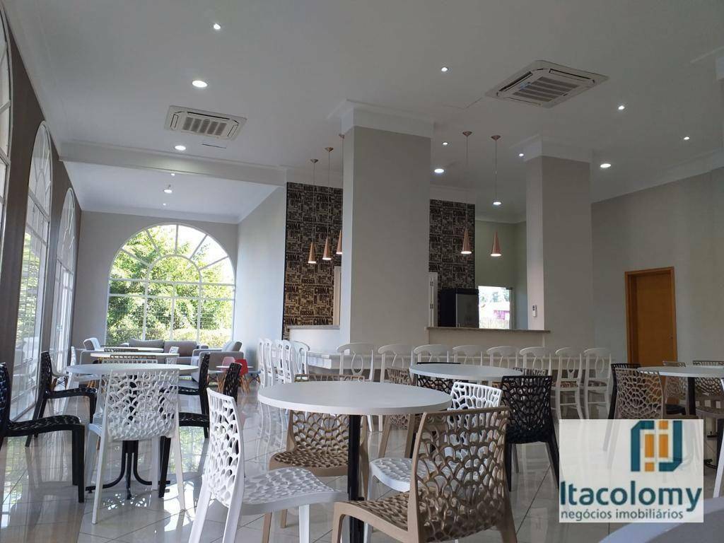 Apartamento para alugar com 3 quartos, 139m² - Foto 47