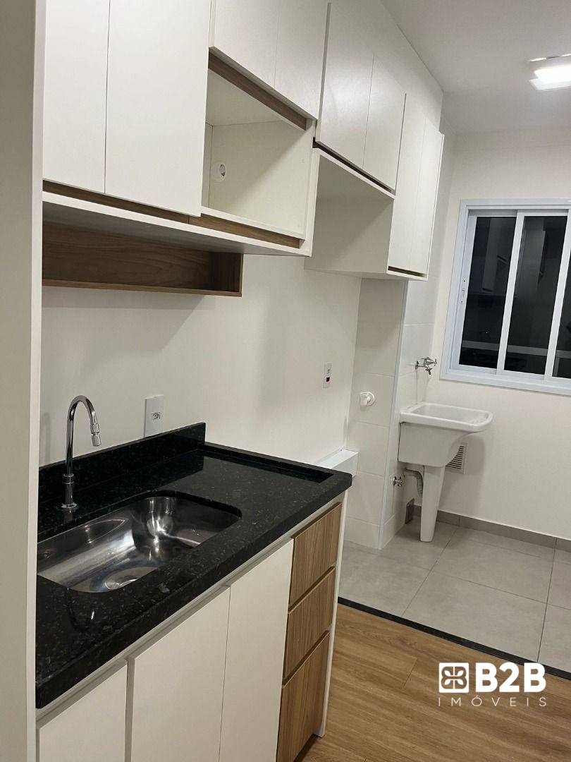 Apartamento à venda com 2 quartos, 60m² - Foto 1