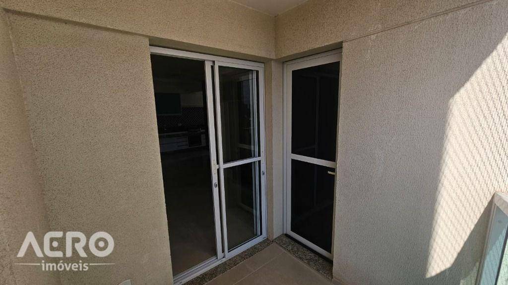 Apartamento para alugar com 2 quartos, 77m² - Foto 9