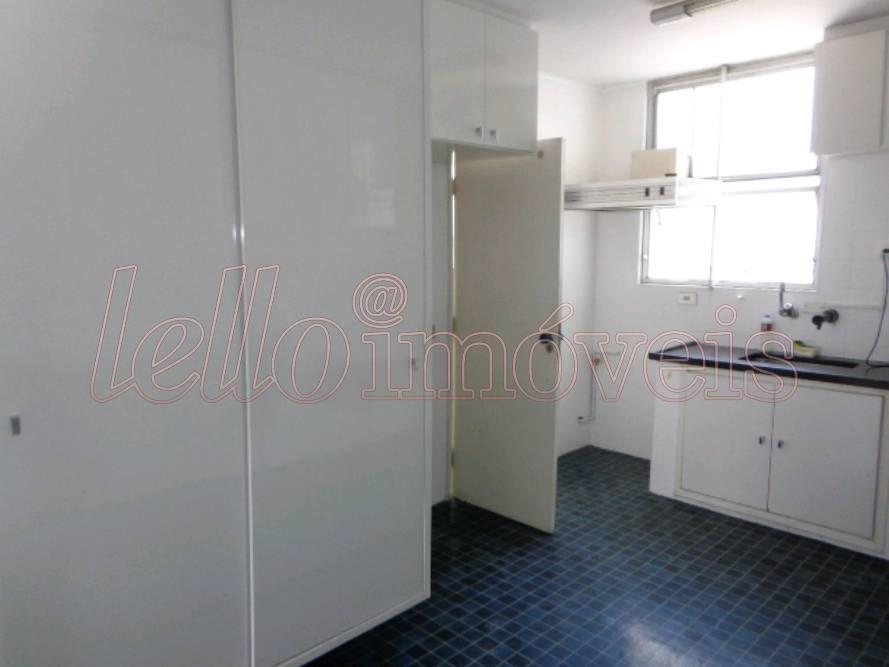 Apartamento para alugar com 3 quartos, 118m² - Foto 12