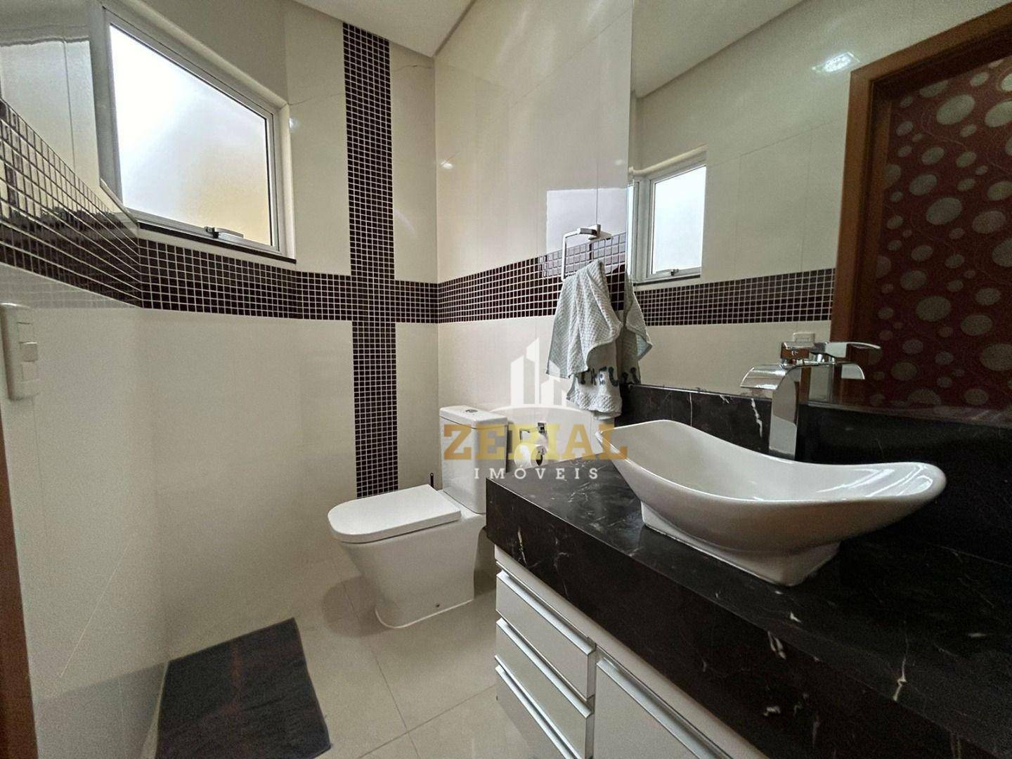 Sobrado à venda e aluguel com 4 quartos, 384m² - Foto 12