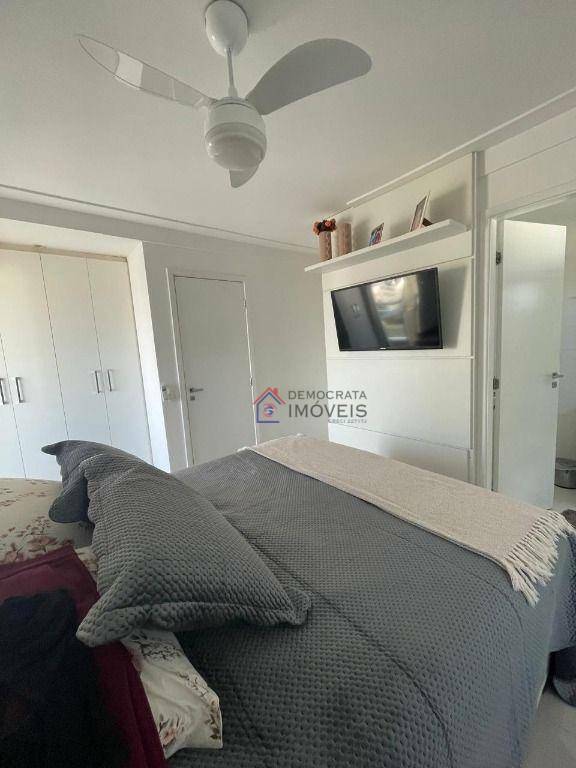 Apartamento à venda com 3 quartos, 128m² - Foto 11