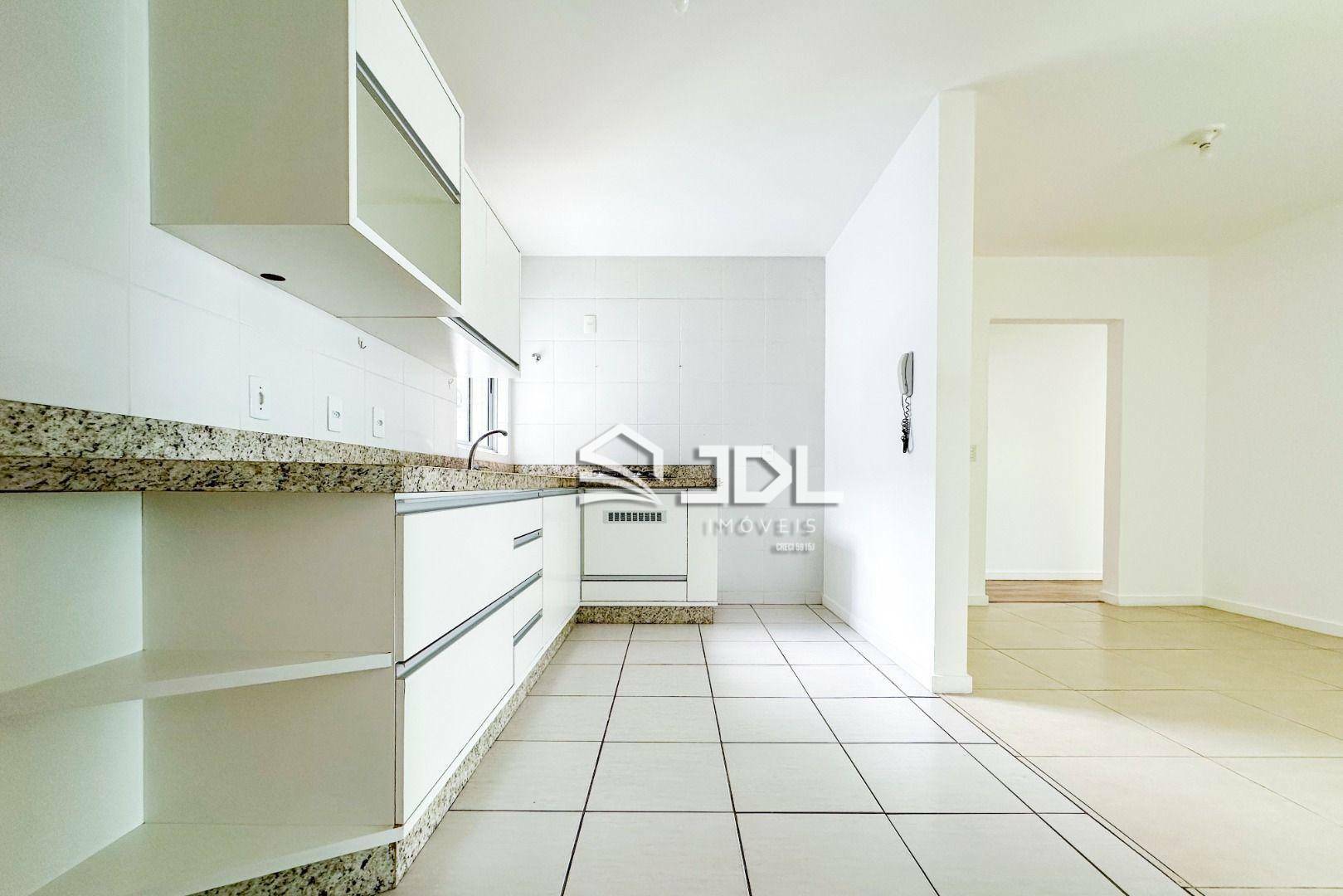 Apartamento à venda com 3 quartos, 120m² - Foto 6