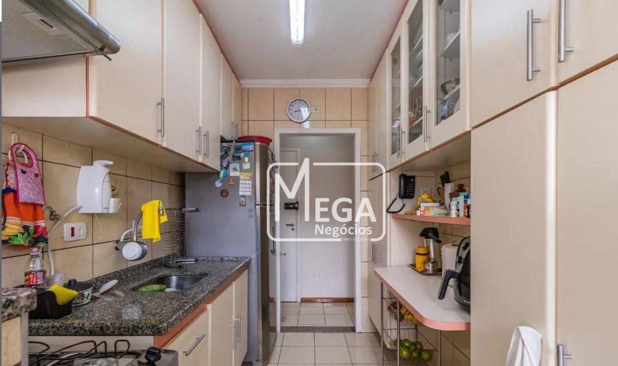 Apartamento à venda com 2 quartos, 64m² - Foto 7