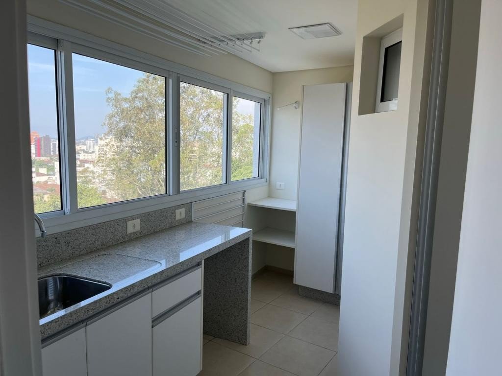 Apartamento à venda com 3 quartos, 156m² - Foto 12