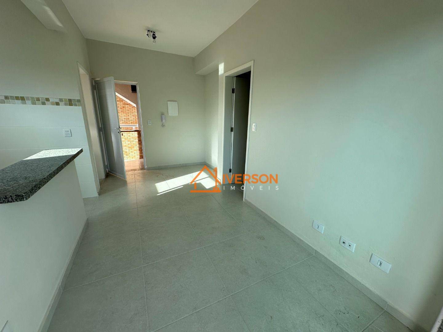 Apartamento para alugar com 1 quarto, 37m² - Foto 2