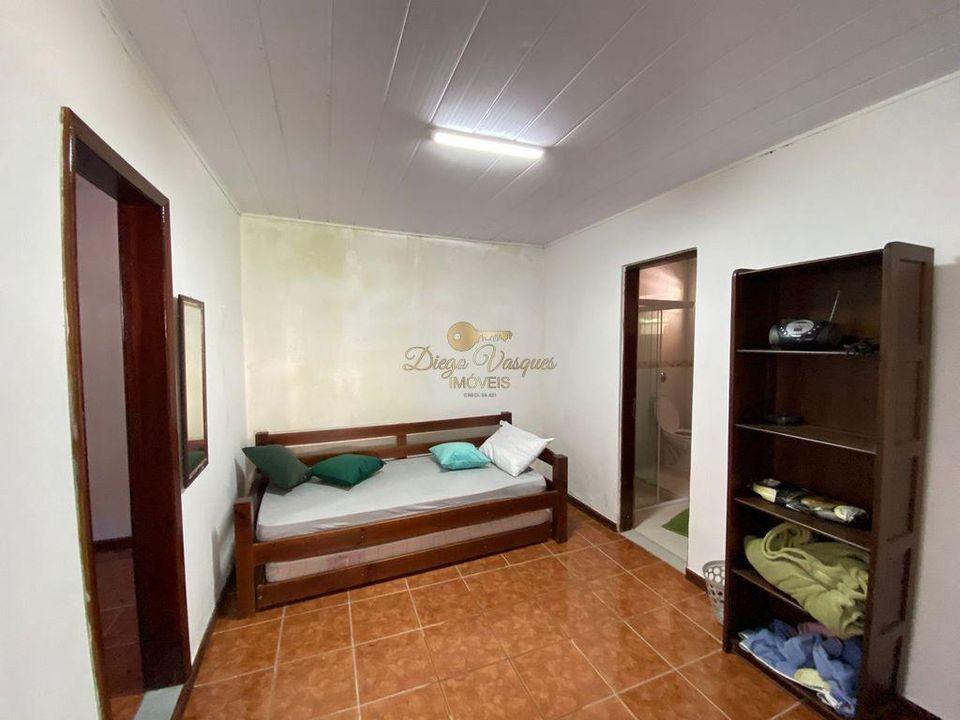 Casa à venda com 6 quartos, 1800m² - Foto 41