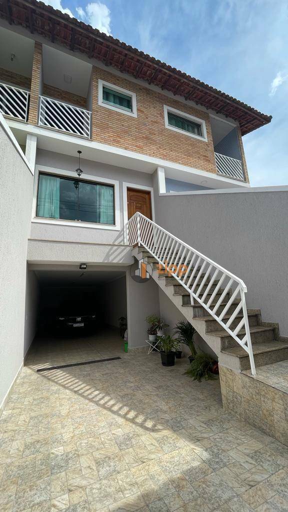 Sobrado à venda com 3 quartos, 240m² - Foto 3