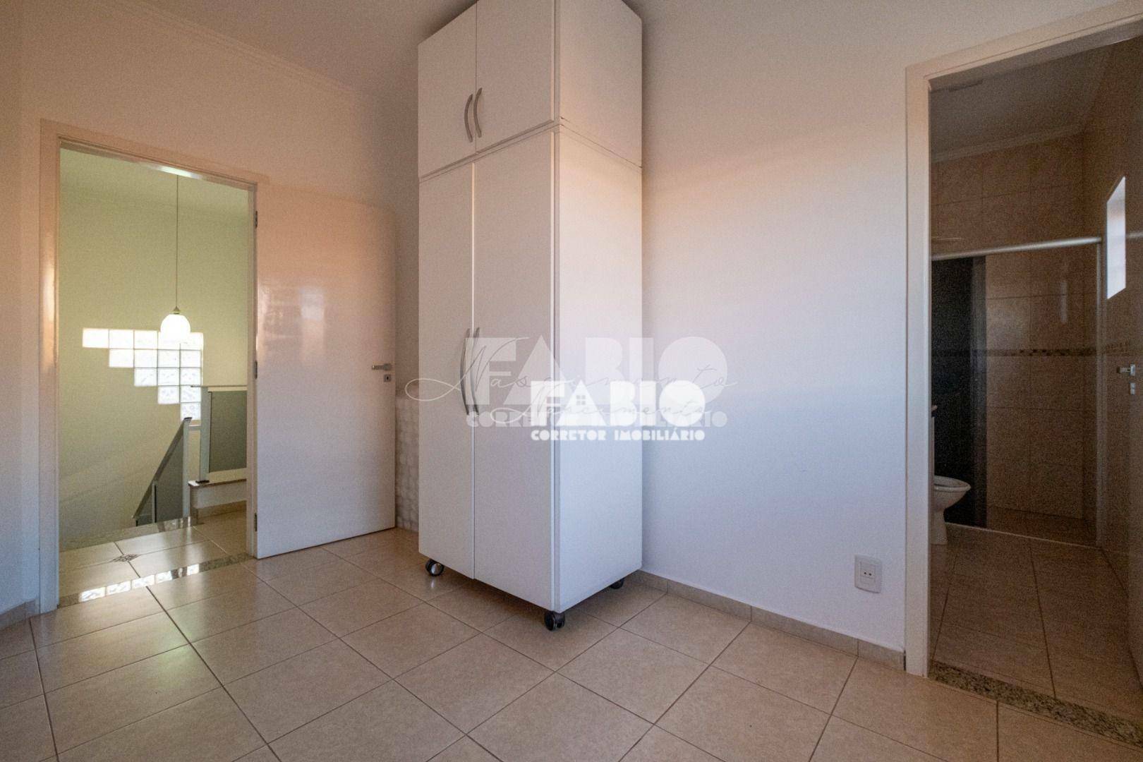 Casa à venda com 4 quartos, 220m² - Foto 25