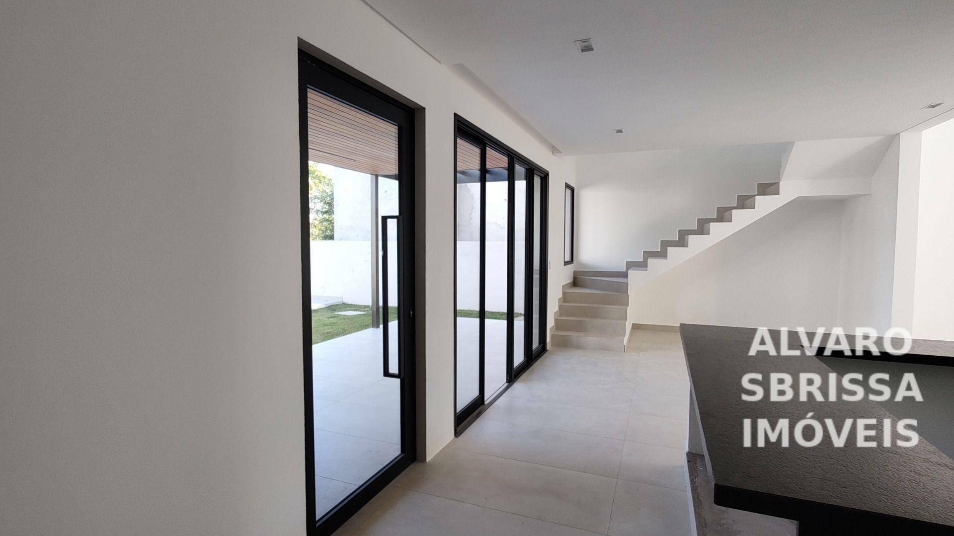 Casa de Condomínio à venda com 4 quartos, 326m² - Foto 8