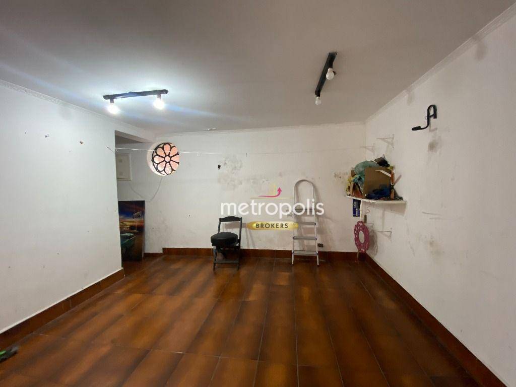 Casa à venda com 3 quartos, 256m² - Foto 7