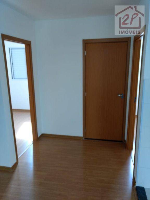 Apartamento para alugar com 2 quartos, 40m² - Foto 17