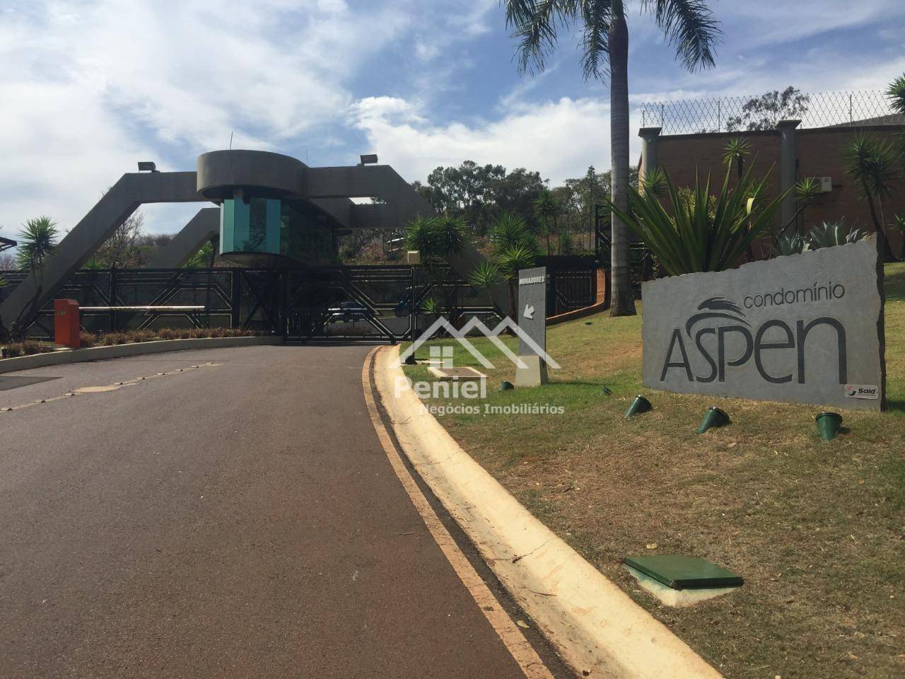 Loteamento e Condomínio, 1000 m² - Foto 1