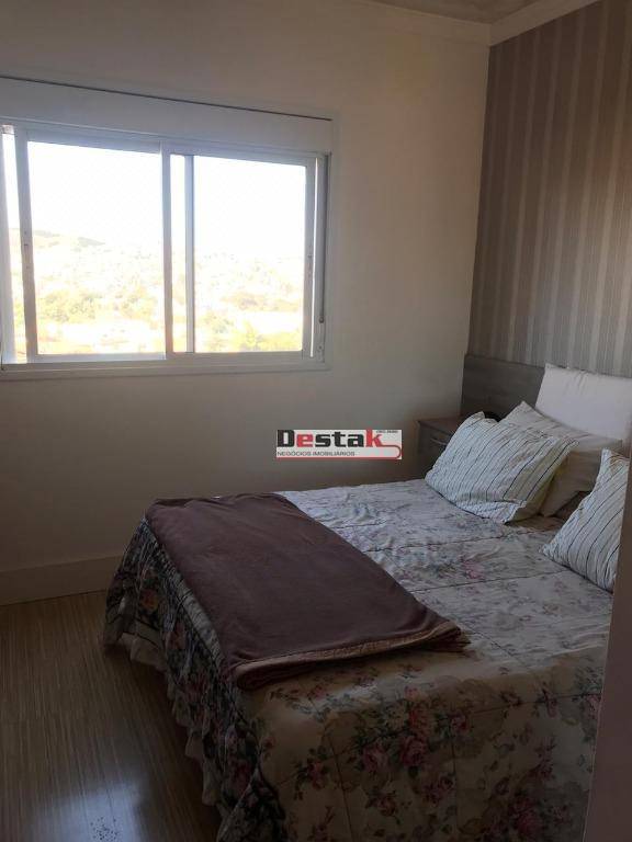 Apartamento à venda com 2 quartos, 80m² - Foto 19