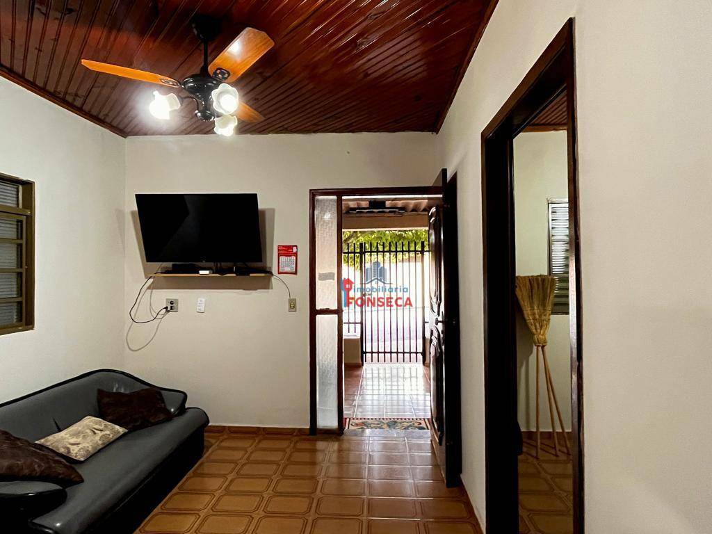 Casa à venda com 3 quartos, 154m² - Foto 5