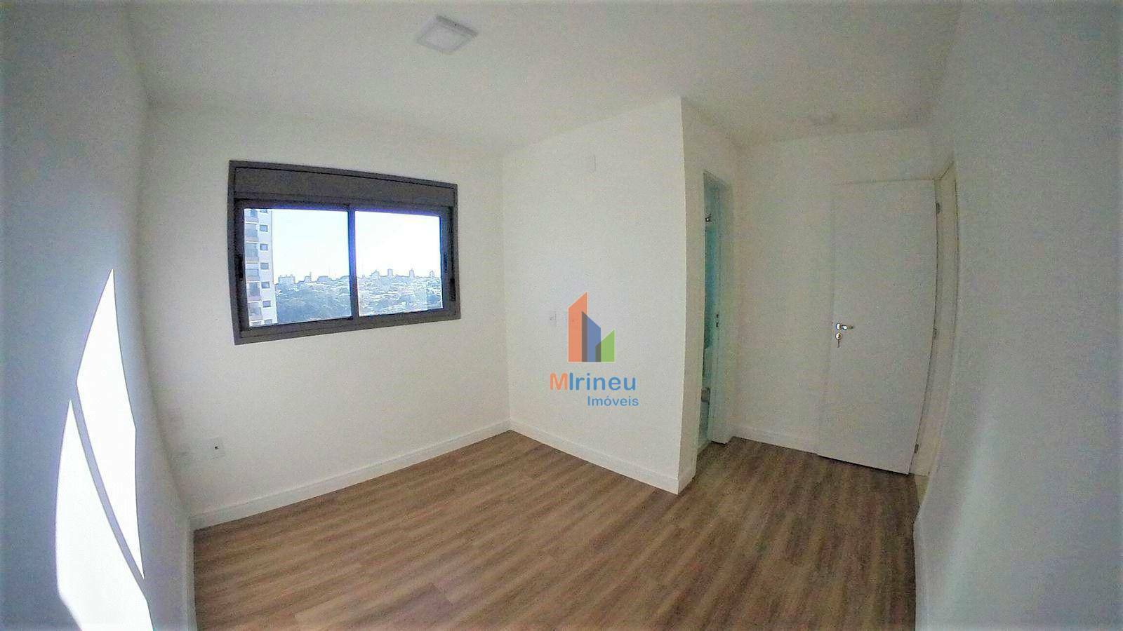 Apartamento à venda com 3 quartos, 107m² - Foto 29