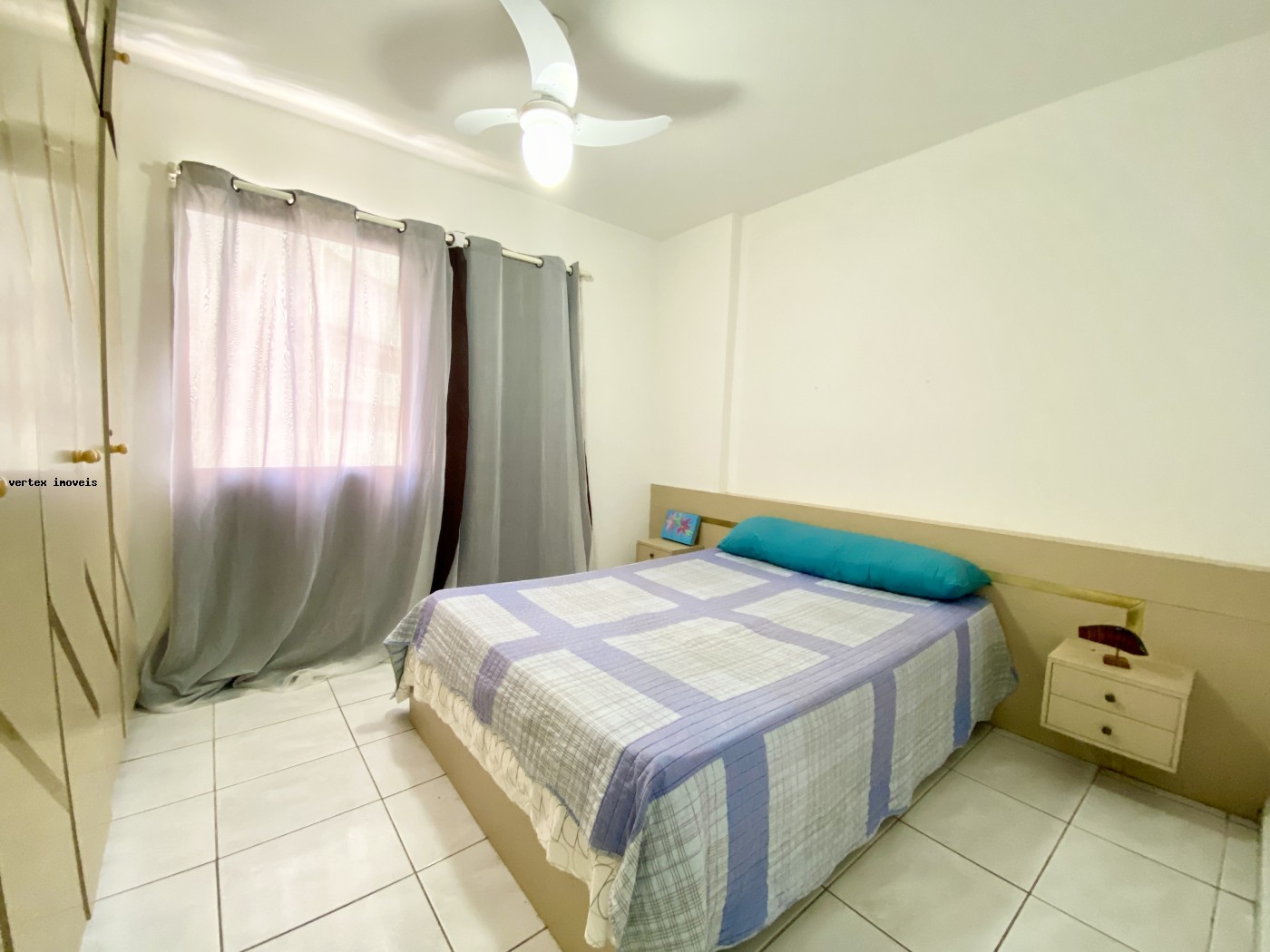 Apartamento à venda com 2 quartos, 70m² - Foto 4
