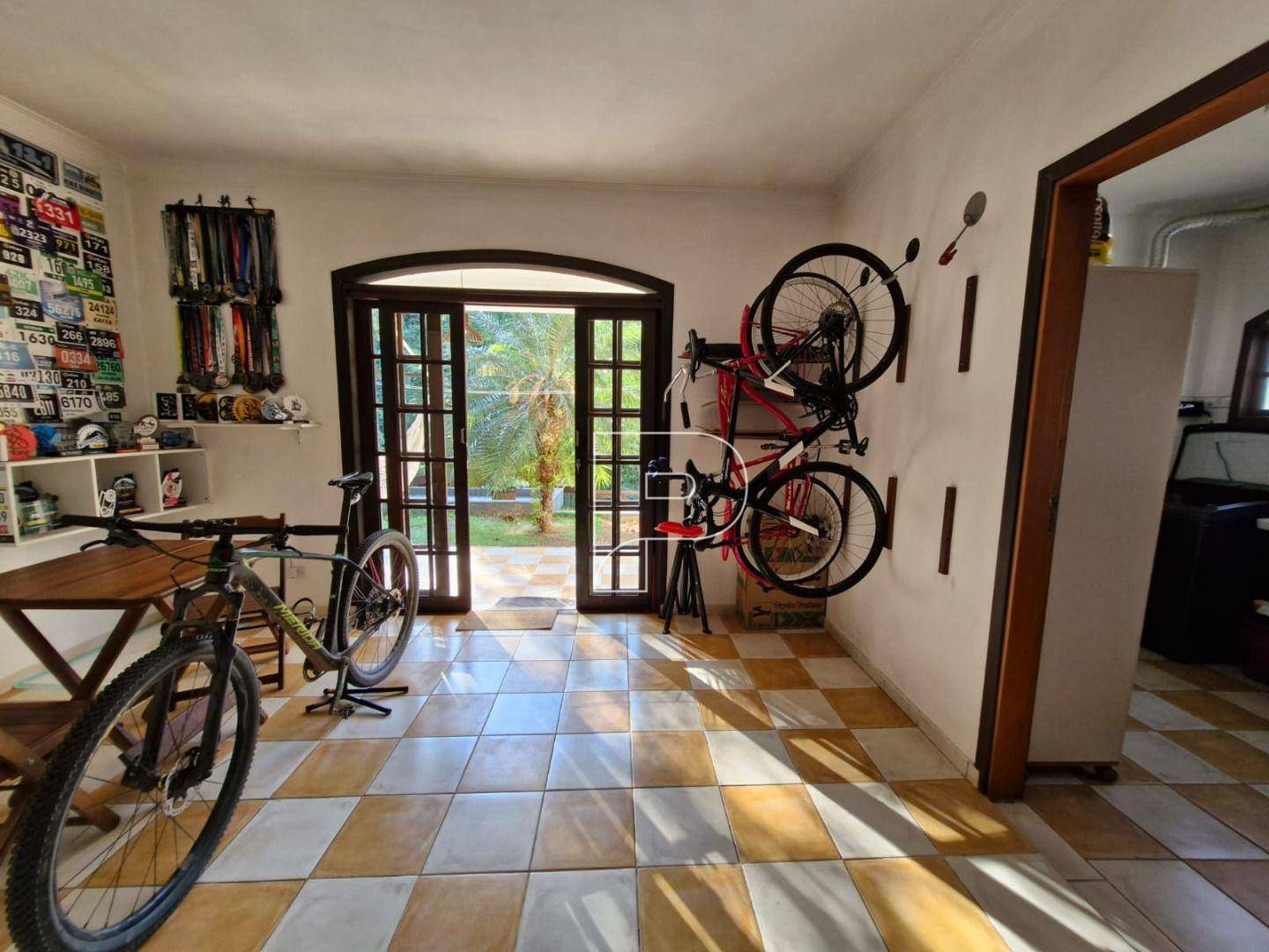 Casa de Condomínio à venda com 4 quartos, 261m² - Foto 28