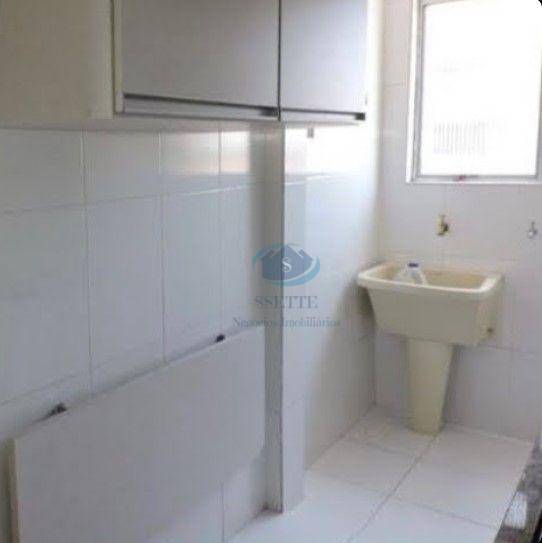 Apartamento à venda com 2 quartos, 62m² - Foto 11